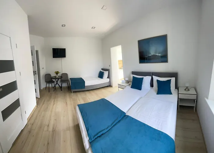 Przystanek Komuny Paryskiej - 3 M 1 *