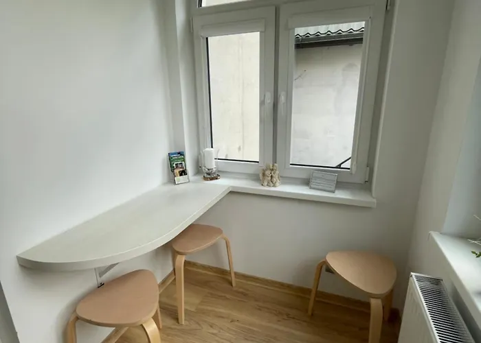 Przystanek Komuny Paryskiej - 3 M 1 Apartamento