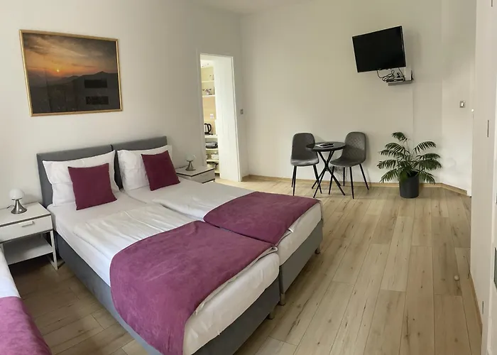 Przystanek Komuny Paryskiej - 3 M 1 Apartamento *