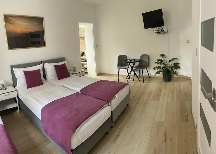 Przystanek Komuny Paryskiej - 3 M 1