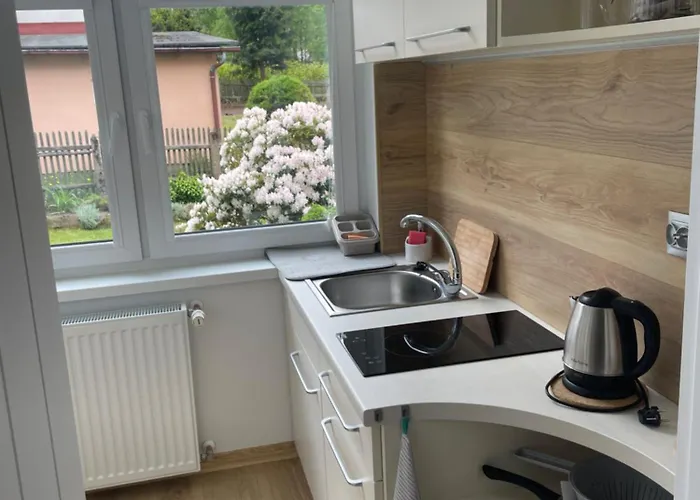 Przystanek Komuny Paryskiej - 3 M 1 Karpacz