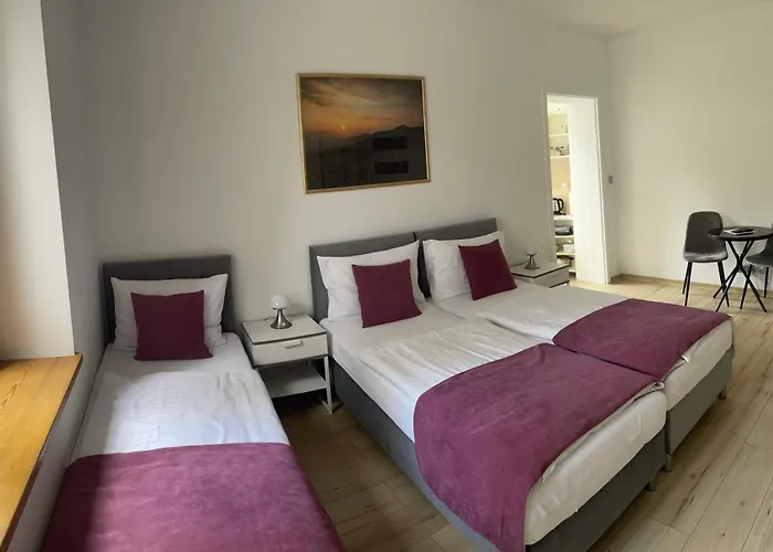 Apartamento Przystanek Komuny Paryskiej - 3 M 1