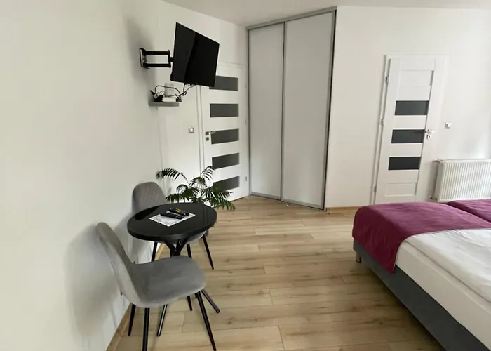 Apartamento Przystanek Komuny Paryskiej - 3 M 1