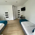 Przystanek Komuny Paryskiej - 3 M 1 Appartement