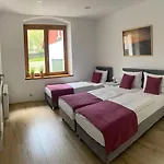 Przystanek Komuny Paryskiej - 3 M 1 Karpacz