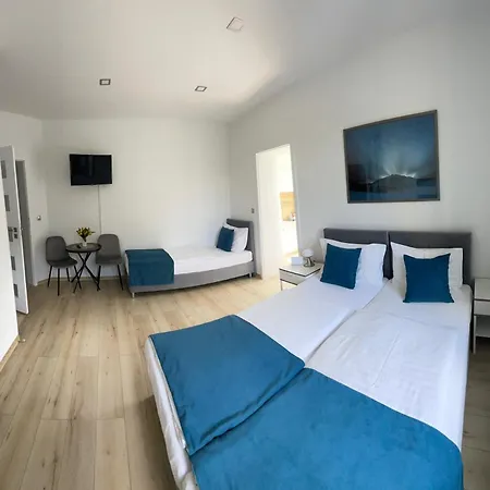 Przystanek Komuny Paryskiej - 3 M 1 *