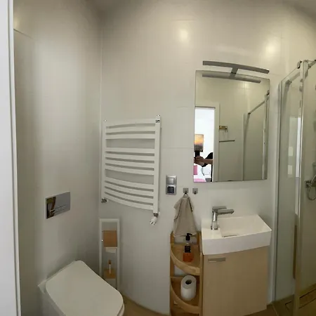 Przystanek Komuny Paryskiej - 3 M 1 Apartment