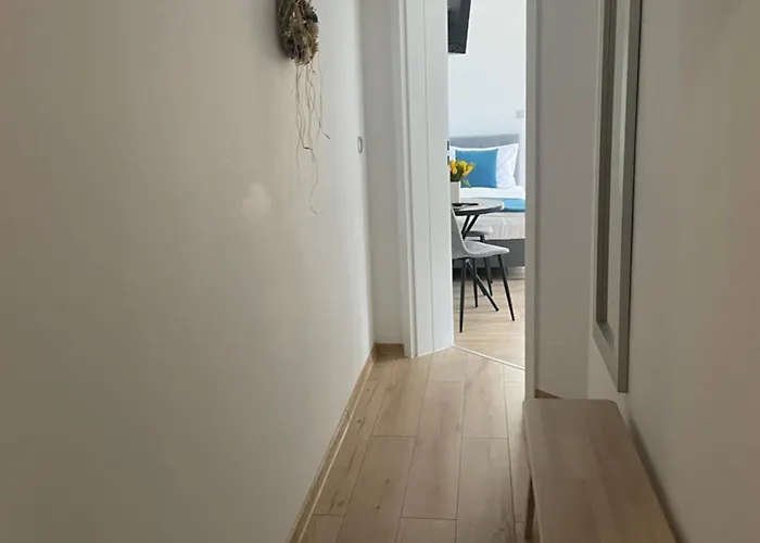 Daire Przystanek Komuny Paryskiej - 3 M 1 Karpacz