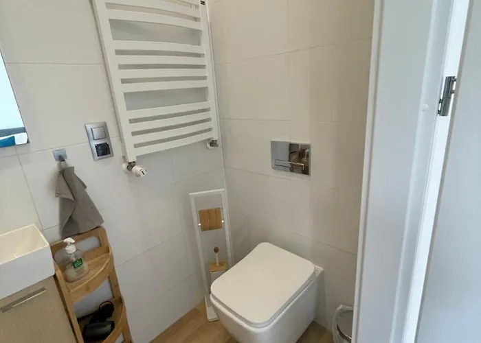 Przystanek Komuny Paryskiej - 3 M 1 Daire *